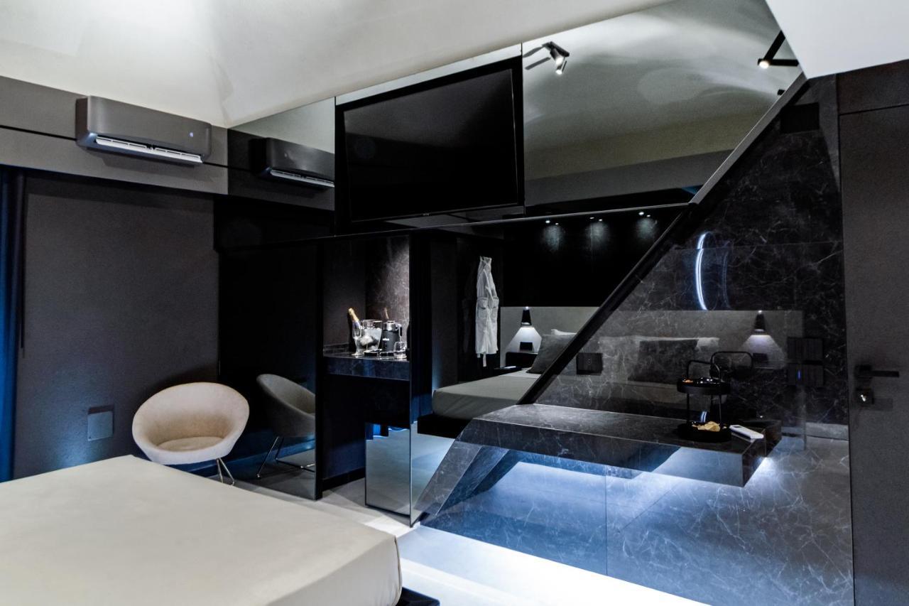 4 Suites " Unconventional Living Rooms " Катания Экстерьер фото