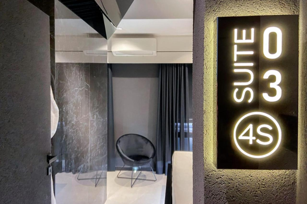 4 Suites " Unconventional Living Rooms " Катания Экстерьер фото