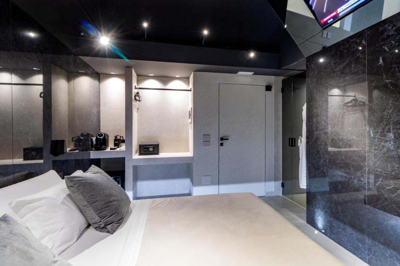 4 Suites " Unconventional Living Rooms " Катания Экстерьер фото