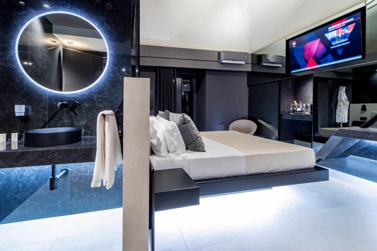 4 Suites " Unconventional Living Rooms " Катания Экстерьер фото