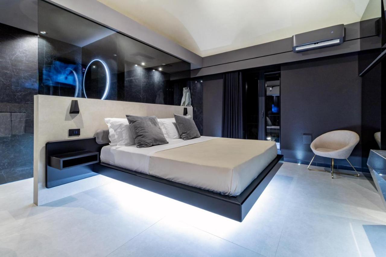 4 Suites " Unconventional Living Rooms " Катания Экстерьер фото